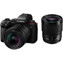 Câmera Panasonic Lumix S5 II Mirrorless com lente 20-60mm e 50mm